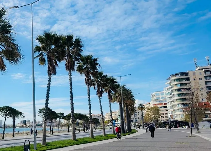 Apartment Leos Appartaments 1 *