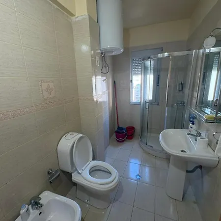 Leos Appartaments 1 Appartement *